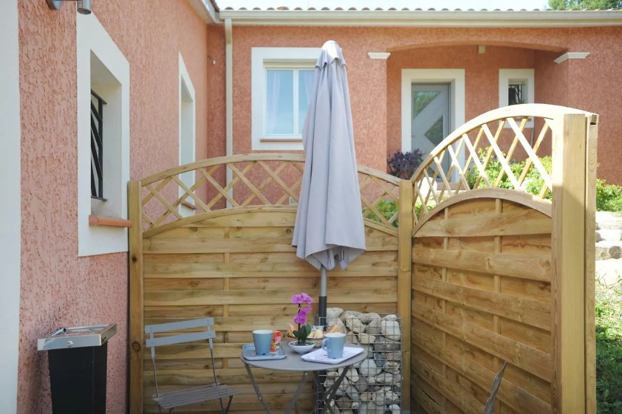 Dormir A Montauban Logements Carreyrat Calme Et Verdoyant France